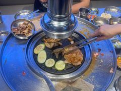 -哈哈碳都·牛肋条无限自助烤肉(台江万达店)
