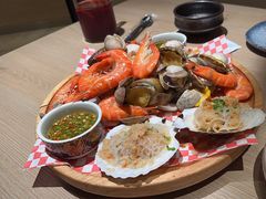 -日进一片海.生腌海鲜火锅.宵夜烧烤(三里屯总店)