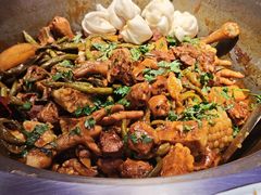 -山河屯铁锅炖(哈西站店)