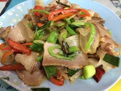 千年猪膘肉-泸沽肴(泸沽湖大洛水村农村信用社旁店)