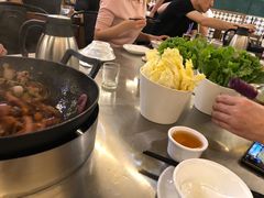 -胡须佬鸡煲四季火锅店(石厦西村直营店)