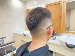 -韦恩先生Barbershop英式男士理发馆