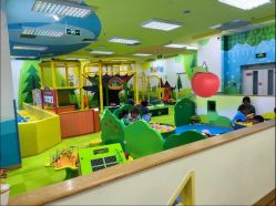 -莫莉幻想儿童乐园(北京金隅嘉品店)