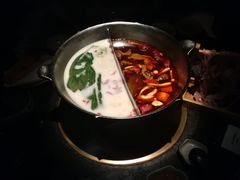 -湊湊火锅·茶憩(新中关购物中心店)