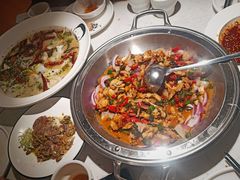 -江渔儿酸菜鱼(奥园广场金发购物中心店)