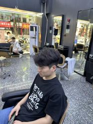 -藤野造型专业烫染接发