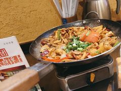 -富正毅三下锅·湘西韵味(天门山索道店)