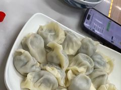 -孖妹上肉饺子馆
