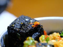 -黑色经典臭豆腐·湖南特产(坡子街店)