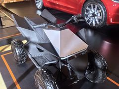 -TESLA 特斯拉(上海太古汇体验店)