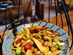-东来菜馆•手抓海鲜家常菜•海鲜锅贴(鸽子窝店)