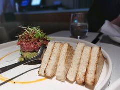 牛肉塔塔配牛油果黑橄榄酱-Solo(衡山路店)