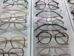 -潘多拉眼镜·蔡司依视路明月(潘家园店)