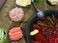 -黄潇洒老火锅(九眼桥宏济巷店)