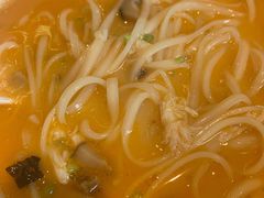 龙皇汤蟹肉稻庭面-北京四季酒店·采逸轩