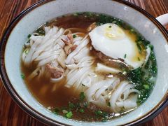 -裕新楼粉面馆·石磨手工粉(四方坪店)