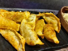 -老街烧烤大排档·地道湖北菜·龙虾馆(汉口火车站店)