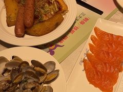 -四海一家自助餐(益田假日广场店)