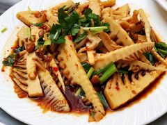 -蔼若春.传承三十年云南菜(金碧公园店)