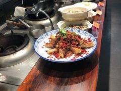 -梁家大院•农家菜(昆山会展中心店)