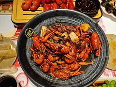 -肥肥虾庄·金牌油焖大虾(汉街SKP店)
