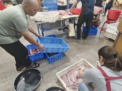 -标记美食新鲜猪杂(兴南大道店)