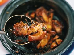 -直落玻璃（瓦煲）肉骨茶