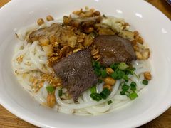 -牛八宝桂林米粉(八里庄店)