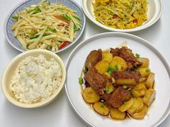 -天鹅到家·保姆月嫂育儿嫂(朝阳店)