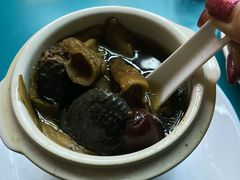 美味牛肝菌炖乌鸡-野到家·松茸鸡汤松茸饺(龙津中路店)