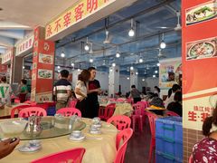 大堂-源海渔村·现捞海鲜(大角湾店)
