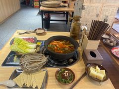 -钱摊摊安顺夺夺粉火锅(宏大广场店)