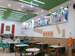 -汤小云火锅米线(钻汇广场店)