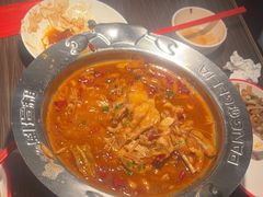 -胖哥俩肉蟹煲(湖滨银泰in77店)