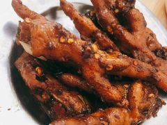 麻辣鸡爪-小云凤热汤丝娃娃