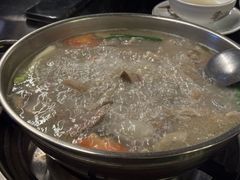 -老石黑山羊毛驴肉火锅(金凯广场店)