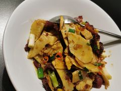 -状元人家·公园别墅衡东土菜(溪悦荟店)