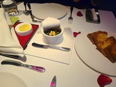 空气鹅肝-弦月窗LUNETTE BY AMANDA(复兴路店)