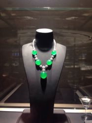 -北京七彩云南翡翠珠宝旗舰店(月坛店)