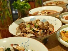 -大中华希尔顿酒店-念自助餐·嗨啤·小龙虾