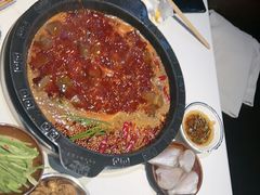 -卤校长老火锅(杨家坪直营店)