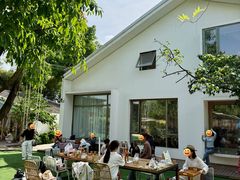 -柠檬花院烤肉·会议团建·聚会·求婚(三圣乡店)