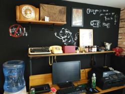 -Black Tattoo Studio