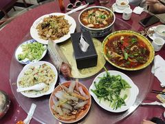 -壹阁胡羊焖饼(特色小吃街店)