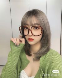 -时尚殿堂明星门店