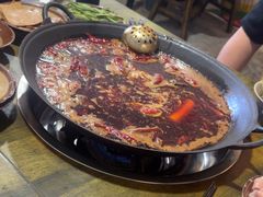 -黄潇洒老火锅(九眼桥宏济巷店)