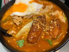 冬阴功鸡翼猪润米线-华嫂冰室(尖沙咀店)