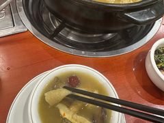 -菌之家·专业纯野生菌火锅·特色炒菌