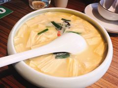 上汤虾仁鲜腐竹-禾珍珠家常小馆(河南博物院店)