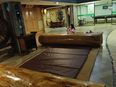 -绿岛汤泉韩式休闲会所